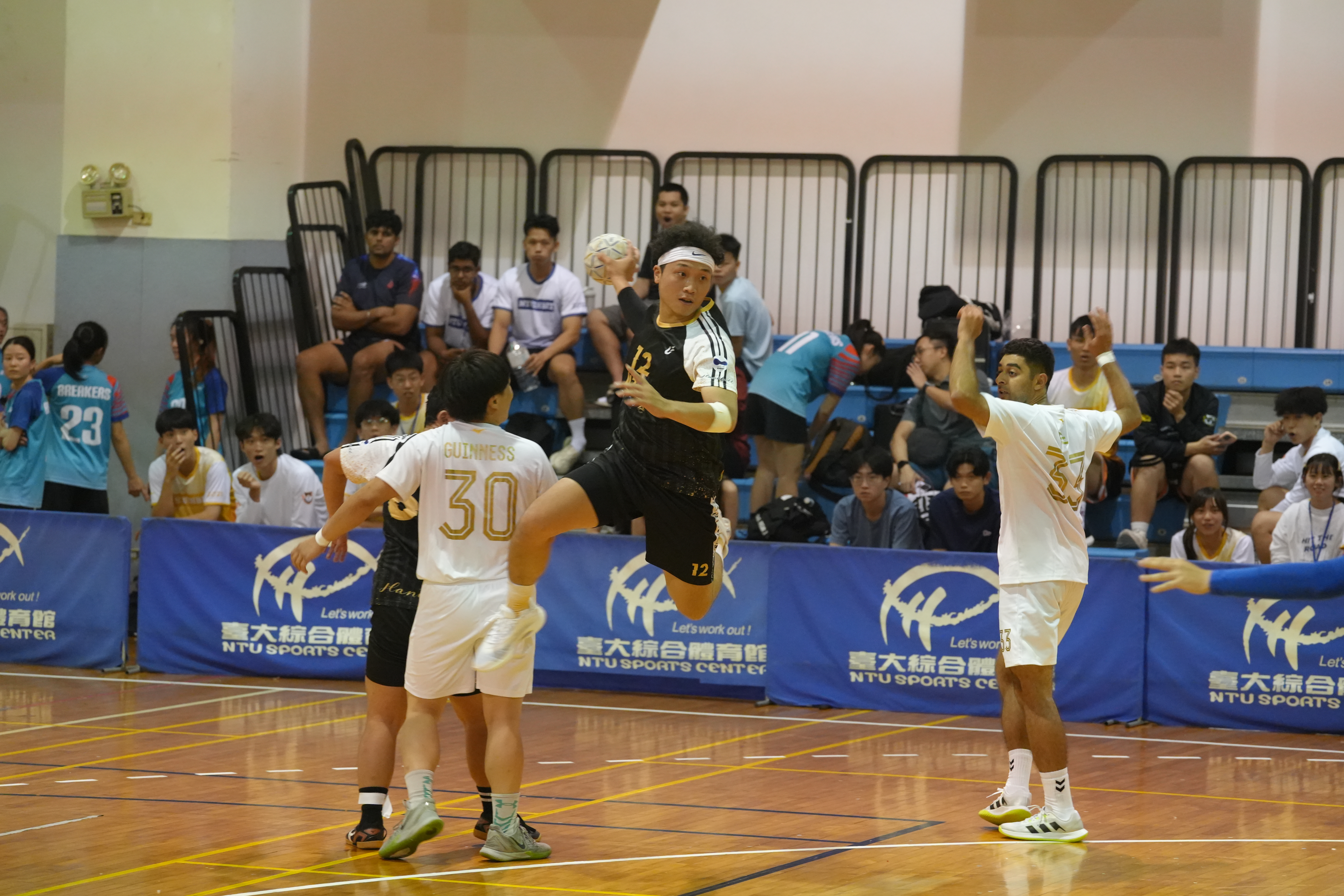 47校友男_NTU-B vs PolyU